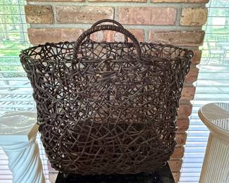 Magazine holder