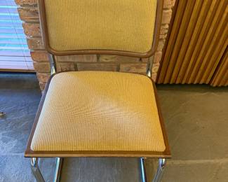 Single chair