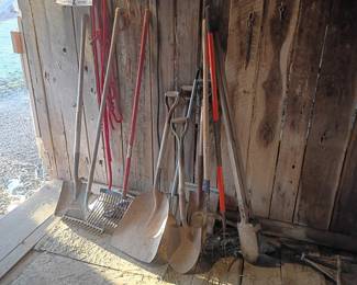 GARDEN TOOLS