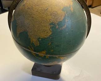 WORLD GLOBE