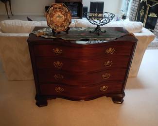 SMALL CHEST