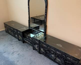 Vintage Korean black lacquer and mother of pearl inlay vanity set 