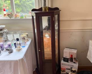 Curio cabinet