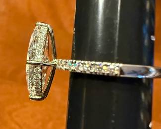 3ct VS1Maquis Brilliant Cut Lab Grown Diamond 14kt Gold Ring IGI Certified