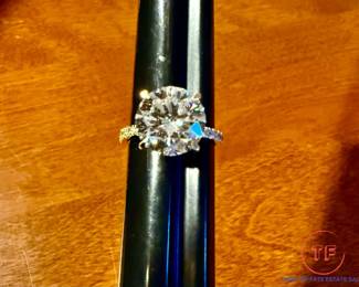 5.02ct VS1 Excellent Cut Lab Grown Diamond Ring in 14kt Gold IGI Certified