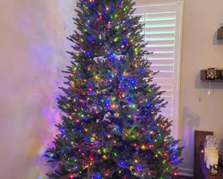 Douglas Fir pre-lit tree