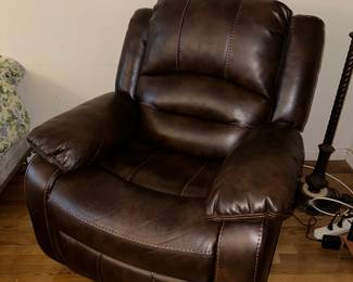 Electric Lift / Reclining Chair
