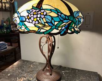 Tiffany Style Stained Glass Lamp