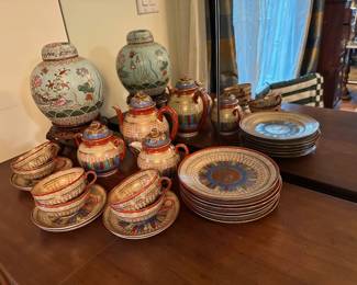 Japanese Thousand Faces Porcelain Tea Set
