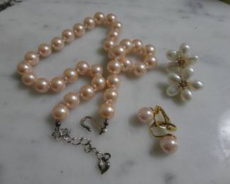 Vintage Carolee Pearls