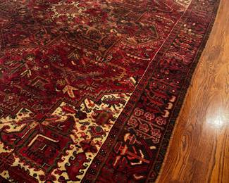 Gorgeous Persian Red Hand Knotted Heriz Rug