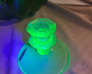 Uranium glass