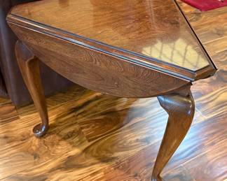 colonial end table
