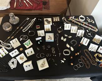 Vintage Jewelry