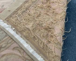 Large Aubusson Flatweave Carpet - 8'7" x 11' 4" - Detail