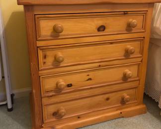 Nice 4 drawer Pine