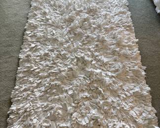Nice 'Shag' Area Rug