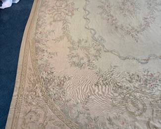 Large Aubusson Flatweave Carpet - 8'7" x 11' 4" - Detail