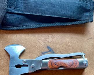 P. Graham Dunn “JESUS CHRIST IS LORD” Multifunction Tool with Pouch