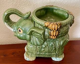 VINTAGE ELEPHANT PLANTER