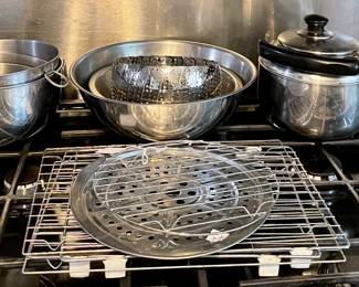 KITCHEN WARE