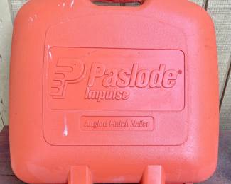 PASLODE IMPULSE NAILER