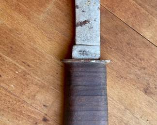 VINTAGE KNIFE