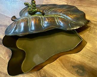 LARGE 17” LEAF METAL BOX