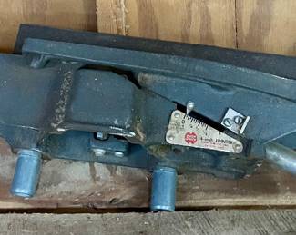 SHOPSMITH MARK V MULTI-FUNCTIONAL WOODWORKING MACHINE.  (2-AVAILABLE - ONE DISASSEMBLED, BOTH HEADSTOCKS WORK), ATTACHMENTS, ACCESSORIES