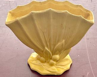 ANTIQUE MCCOY FAN VASE