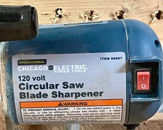 CIRCULAR SAW BLADE SHARPENER