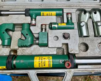 JACKCO 5-TON HYDRAULIC PULL RAM HEAVY DUTY AUTO BODY REPAIR SET