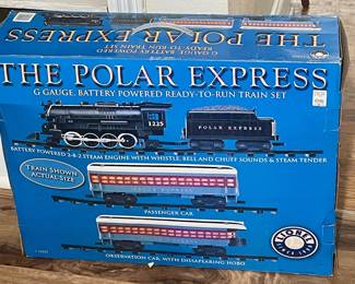 “THE POLAR EXPRESS” G-Gauge Train Set