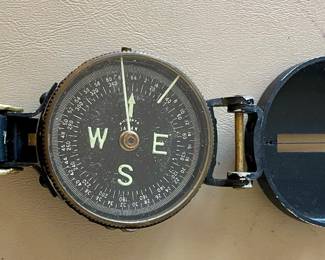 VINTAGE MICRONTA LENSATIC DIRECTION COMPASS - JAPAN
