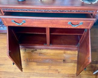 **50% OFF** Buffet with Pull-out Marble Shelves