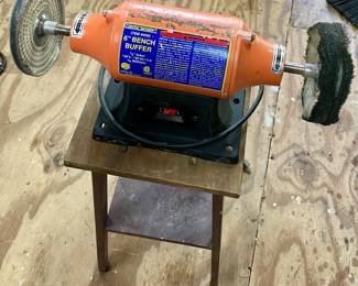 CENTRAL MACHINERY 6” BENCH BUFFER