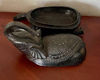 LARGE ELEPHANT TRINKET BOX
