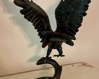BRONZE EAGLE SCULPTURE