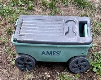 Ames Garden Cart/Seat
