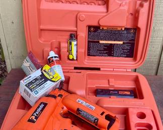 PASLODE IMPULSE NAILER