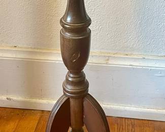 ANTIQUE SIDE TABLE