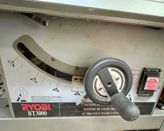 RYOBI BT3000 TABLE SAW WITH STAND/BENCH