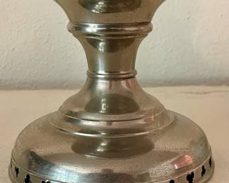 VINTAGE MILLER OIL LAMP W/SHADE