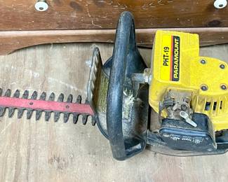 PARAMOUNT PHT-19 HEDGE TRIMMER