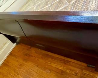 ANTIQUE SLEIGH BED