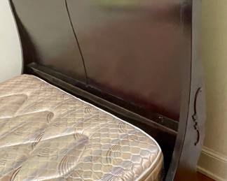 ANTIQUE SLEIGH BED