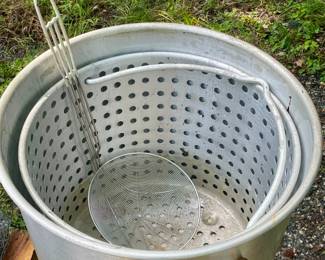 BAYOU CLASSIC COOKER/STEAMER/FRYER