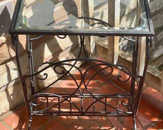 WROUGHT IRON GLASS-TOP END TABLE/MAGAZINE RACK