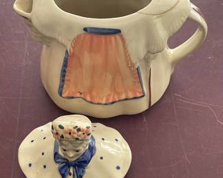 VINTAGE GRANNY ANN TEAPOT