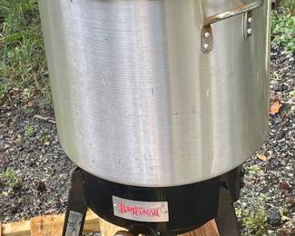 BAYOU CLASSIC COOKER/STEAMER/FRYER